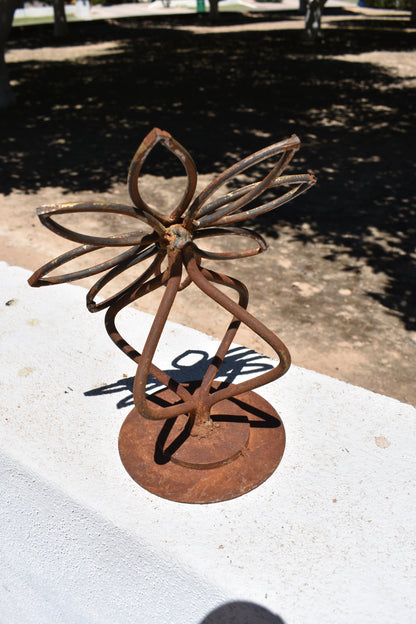 The Antique Daisy — Original Metal Sculpture